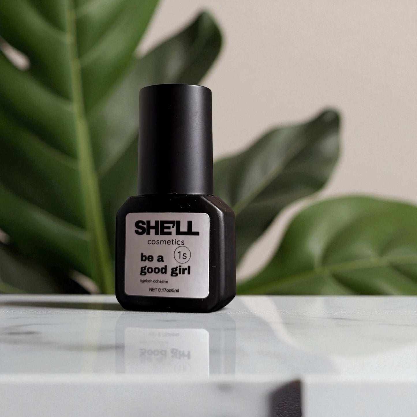 She'LL be a good girl GLUE/ADHISIVE