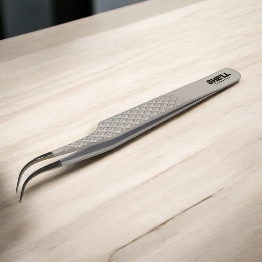 S-SHAPE TWEEZER CLOUD DANCER COLLECTION